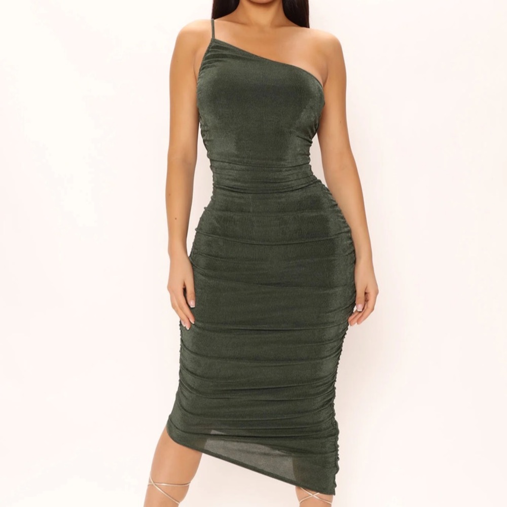 Fashion Nova one shoulder dress